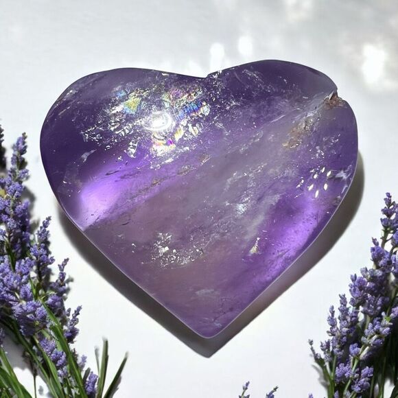 Amethyst Crystal Heart‎ Carving (2) - Picture 1 of 10